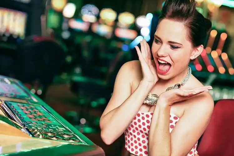 77sx Roulette Tables hamari Lobby mein